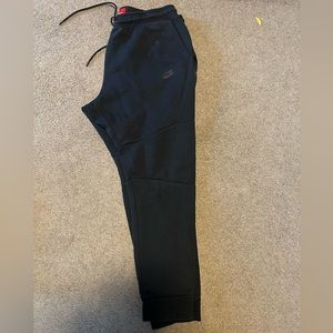 Nike tech pants size XL